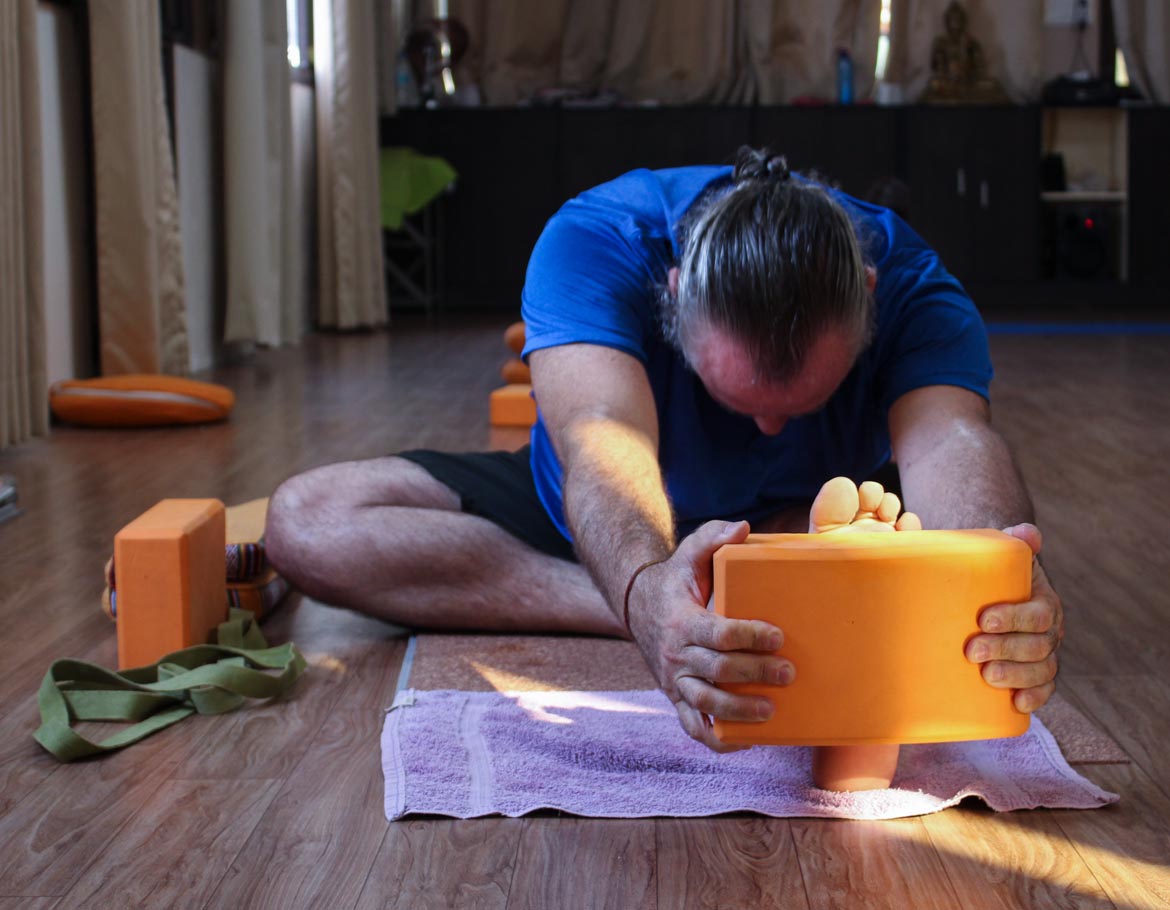 200 Hour Yoga Teacher Training in Rishikesh 200 Hour Yoga Teacher courses in India